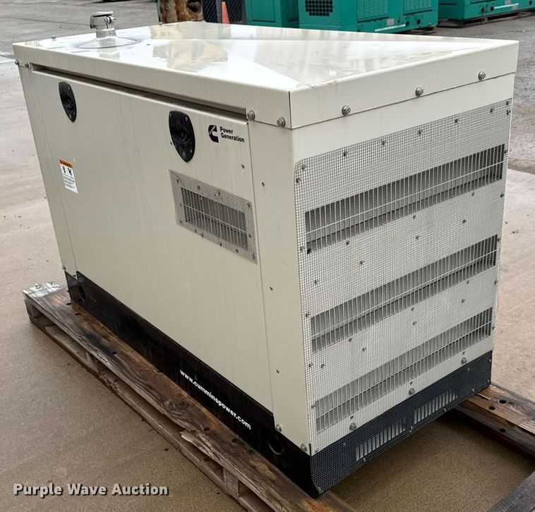 image for item LH9504 2011 Onan GGMB-9061835 generator