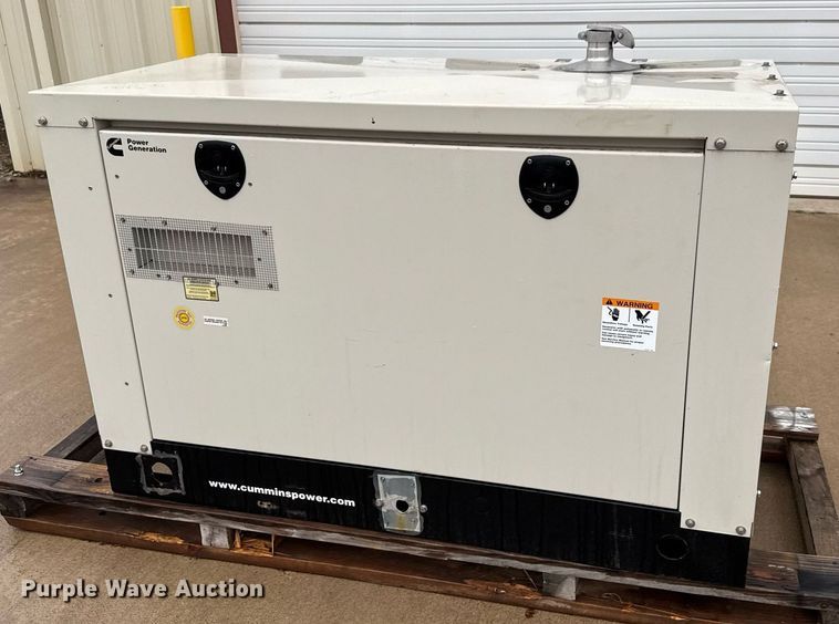 image for item LH9504 2011 Onan GGMB-9061835 generator