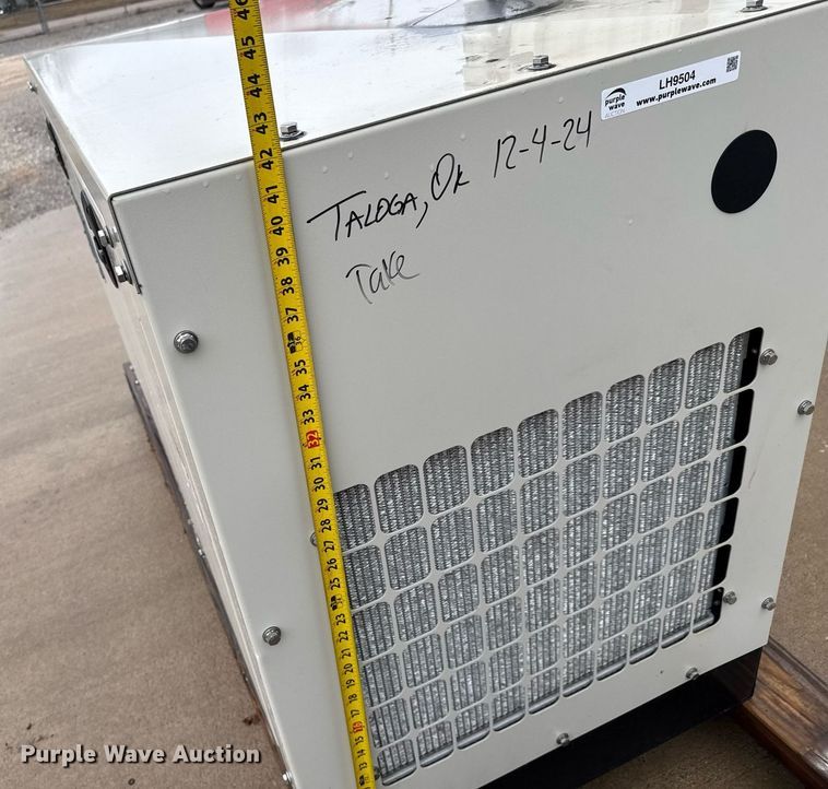 image for item LH9504 2011 Onan GGMB-9061835 generator