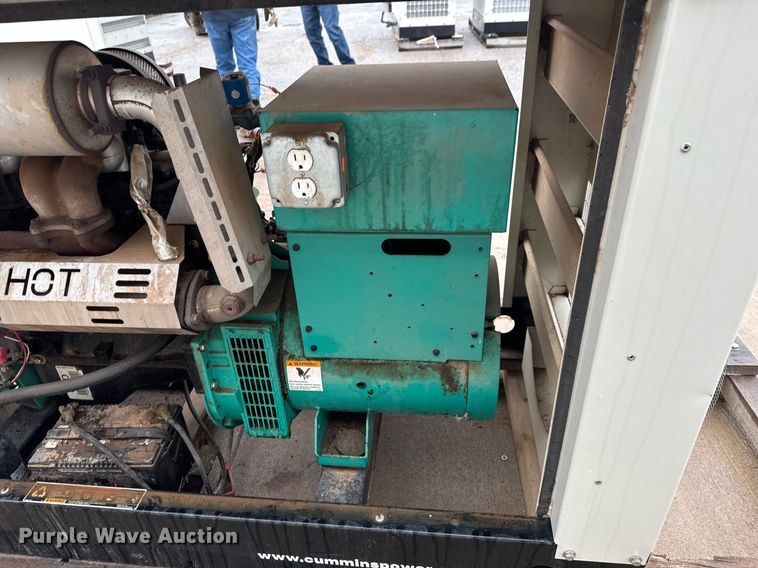 image for item LH9506 2011 Onan GGMB-9061823 generator