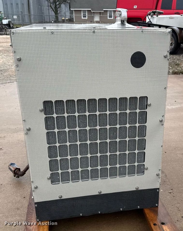 image for item LH9507 2014 Onan GGMB-1400106 generator