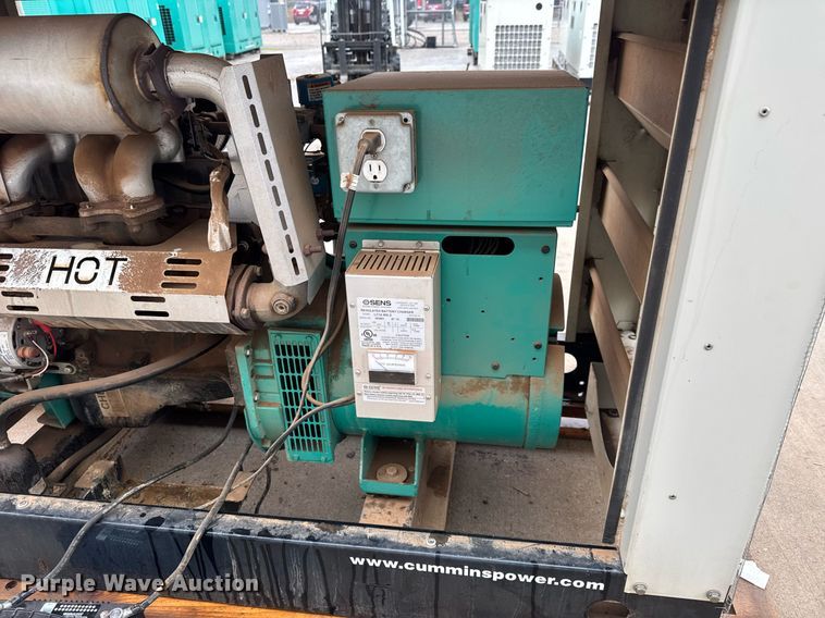 image for item LH9507 2014 Onan GGMB-1400106 generator