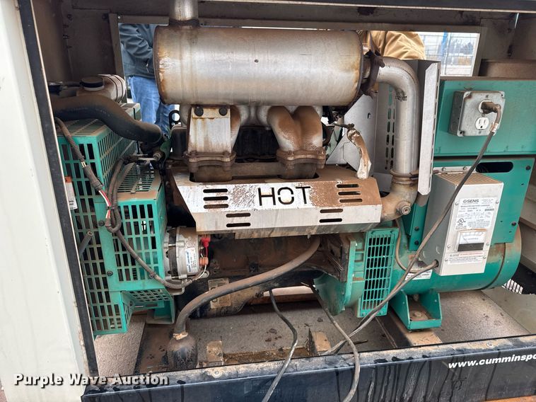 image for item LH9507 2014 Onan GGMB-1400106 generator