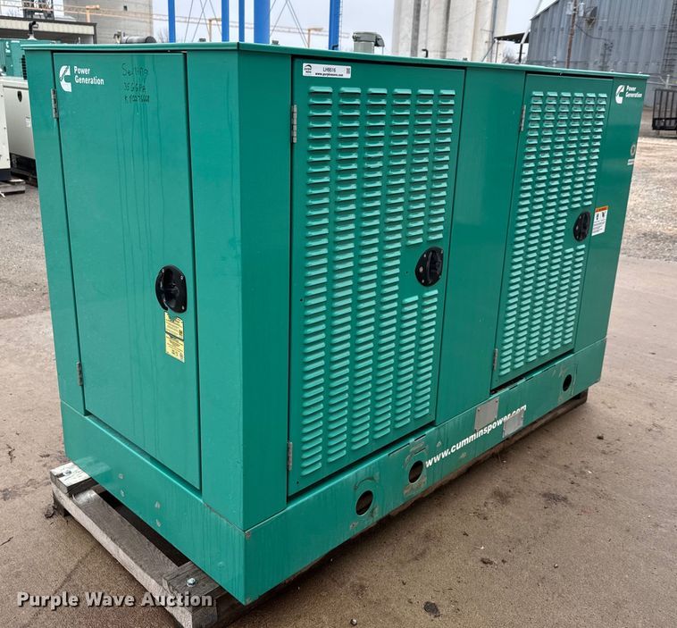 image for item LH9516 2011 Onan GGPA-9091811 generator