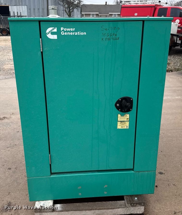 image for item LH9516 2011 Onan GGPA-9091811 generator