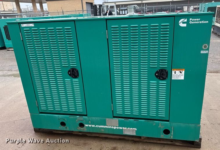 image for item LH9516 2011 Onan GGPA-9091811 generator