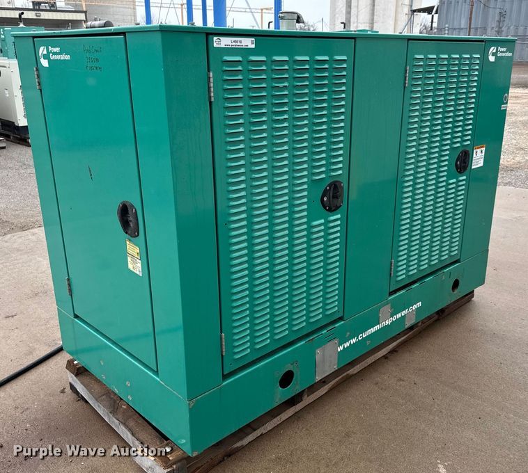 image for item LH9518 2011 Onan GGPA-9235911 generator