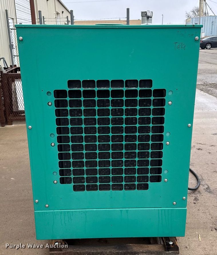 image for item LH9518 2011 Onan GGPA-9235911 generator