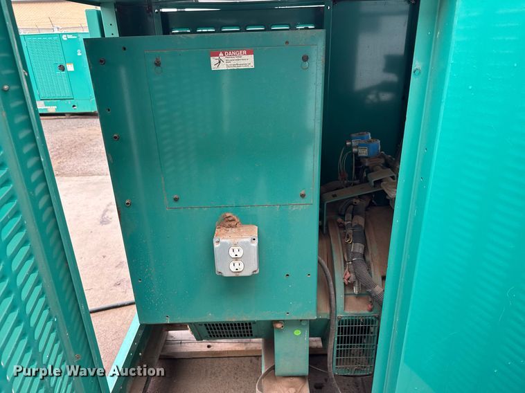 image for item LH9518 2011 Onan GGPA-9235911 generator