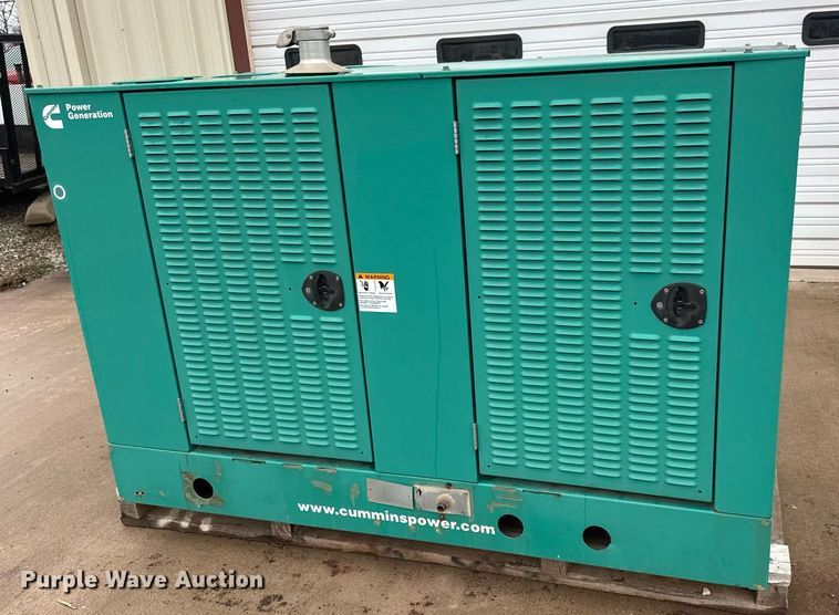 image for item LH9519 2011 Onan GGPA-9061845 generator