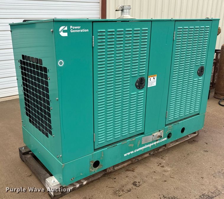 image for item LH9519 2011 Onan GGPA-9061845 generator