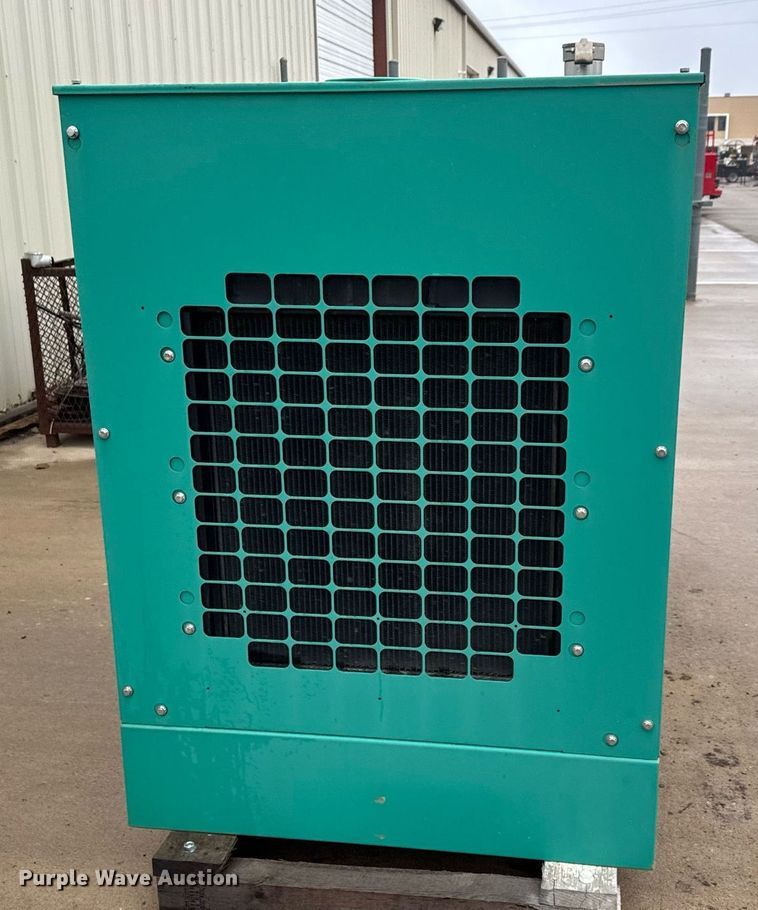 image for item LH9519 2011 Onan GGPA-9061845 generator