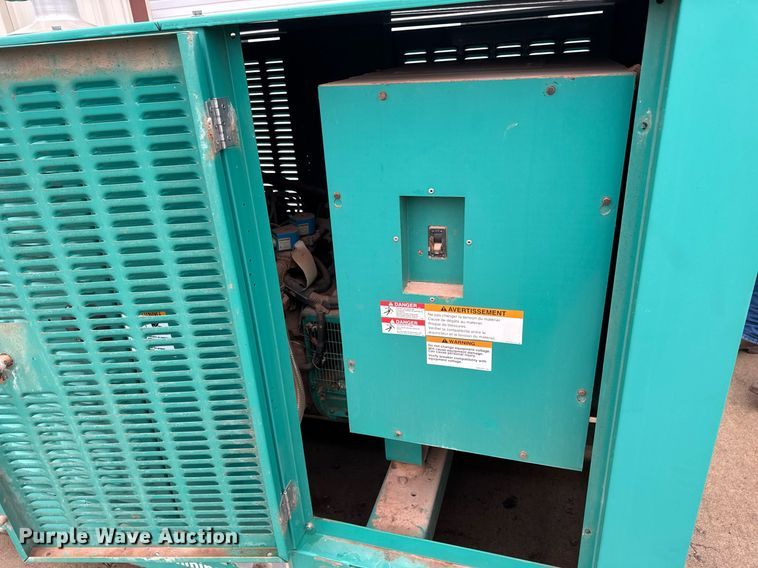 image for item LH9519 2011 Onan GGPA-9061845 generator