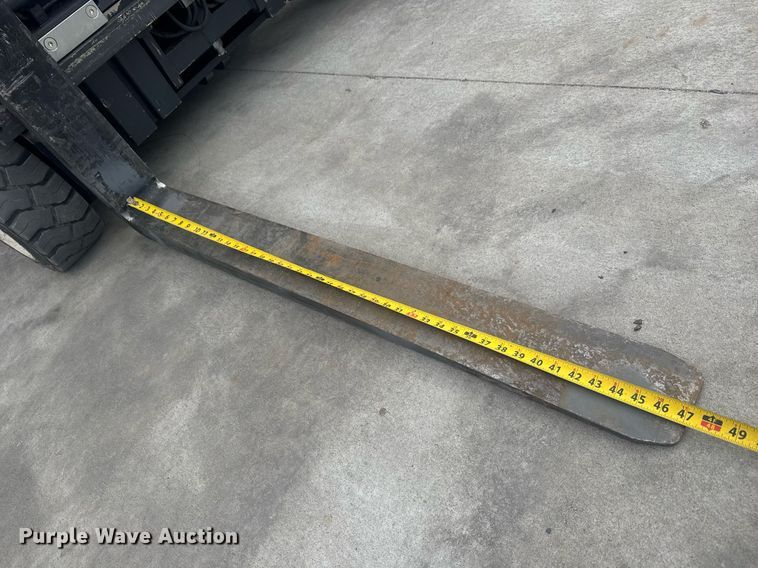 image for item LH9531 2024 Combilift CB6000 multi-directional forklift