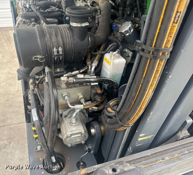 image for item LH9531 2024 Combilift CB6000 multi-directional forklift