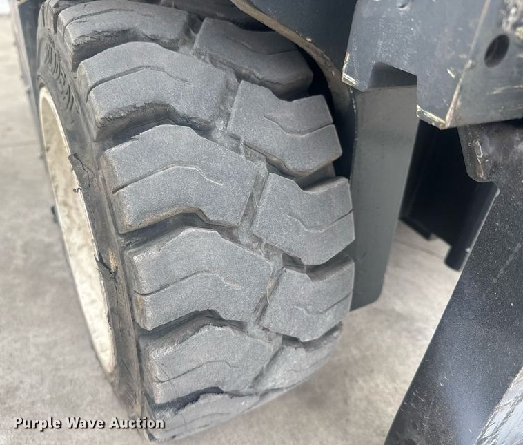 image for item LH9531 2024 Combilift CB6000 multi-directional forklift