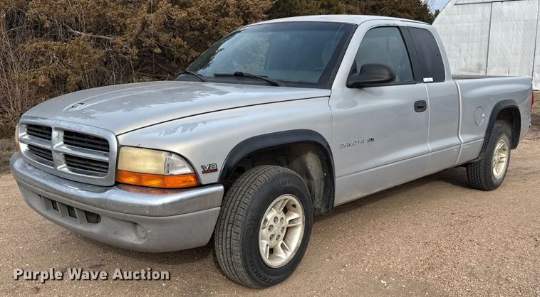 image for item LH9532 1998 Dodge Dakota SLT Club Cab pickup truck