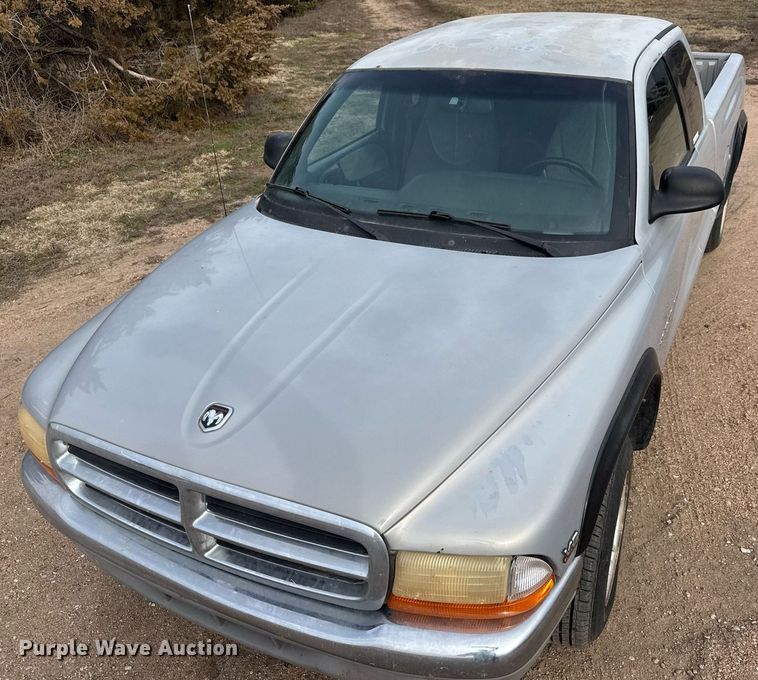 image for item LH9532 1998 Dodge Dakota SLT Club Cab pickup truck