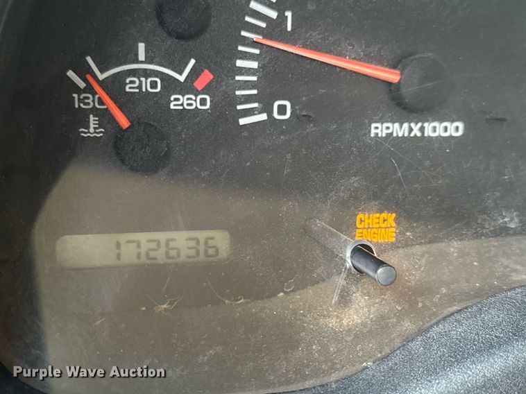 image for item LH9532 1998 Dodge Dakota SLT Club Cab pickup truck