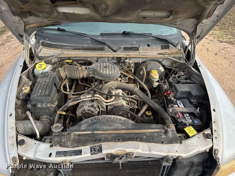 image for item LH9532 1998 Dodge Dakota SLT Club Cab pickup truck