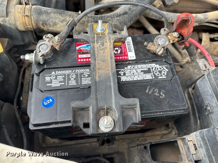 image for item LH9532 1998 Dodge Dakota SLT Club Cab pickup truck