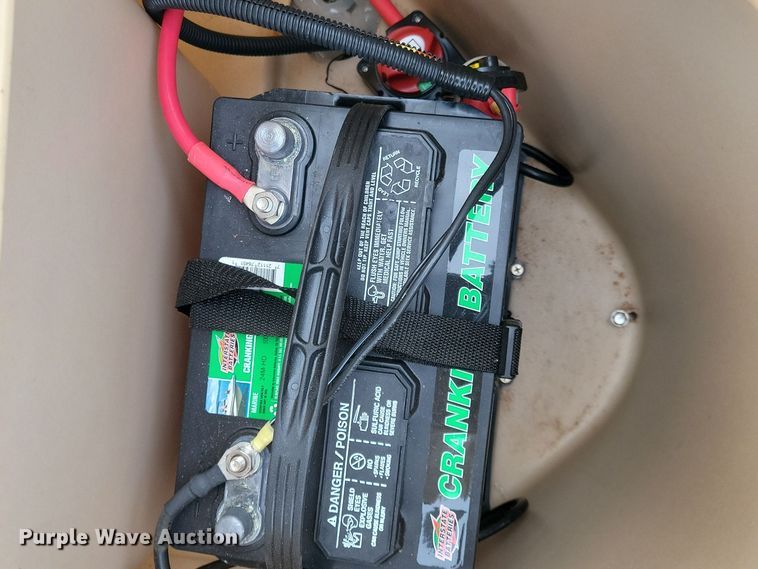 image for item NB9814 2019 Sun Tracker Fishin Barge 20 DLX pontoon boat