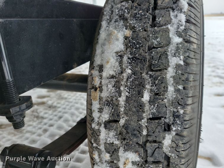 image for item NB9814 2019 Sun Tracker Fishin Barge 20 DLX pontoon boat