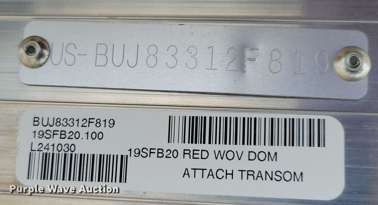 image for item NB9814 2019 Sun Tracker Fishin Barge 20 DLX pontoon boat