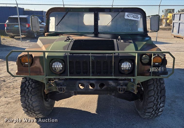 image for item YA0331 1985 AM General M998 HMMWV 