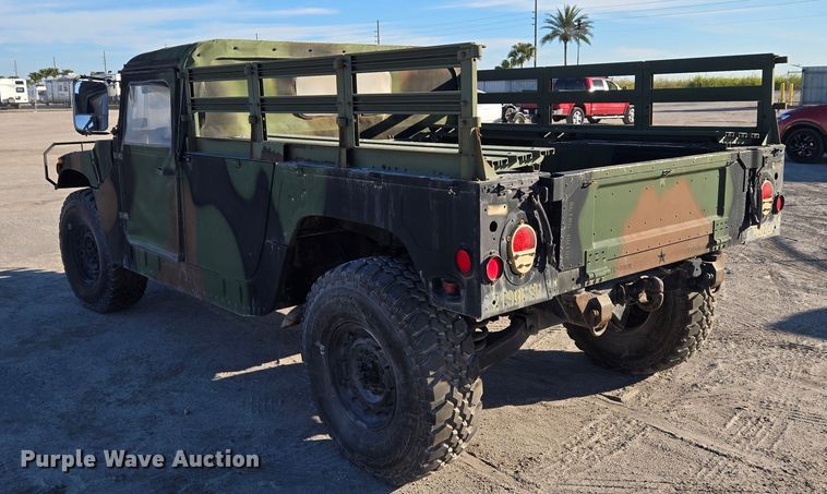 image for item YA0331 1985 AM General M998 HMMWV 