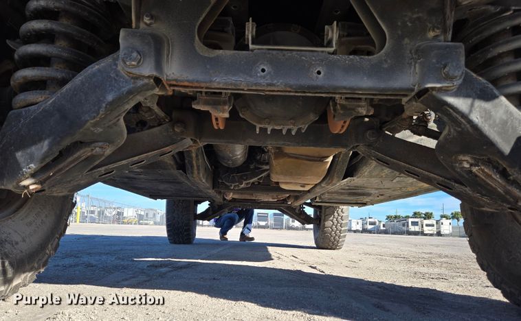 image for item YA0331 1985 AM General M998 HMMWV 