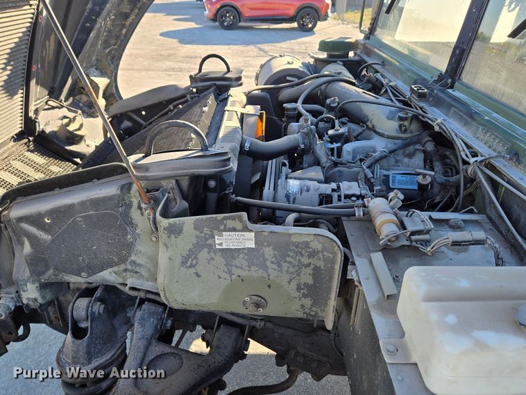 image for item YA0331 1985 AM General M998 HMMWV 