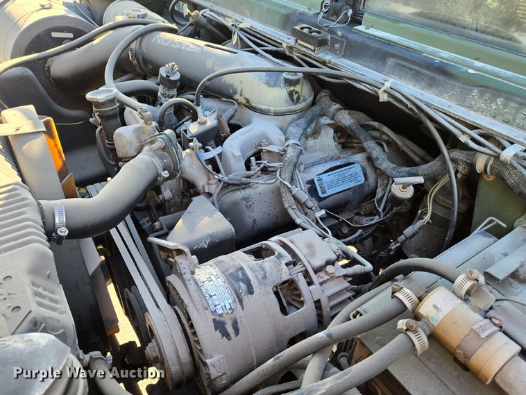 image for item YA0331 1985 AM General M998 HMMWV 