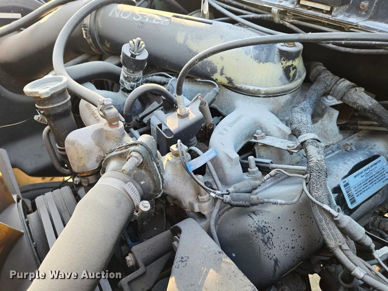 image for item YA0331 1985 AM General M998 HMMWV 