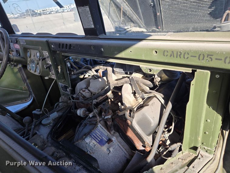 image for item YA0331 1985 AM General M998 HMMWV 
