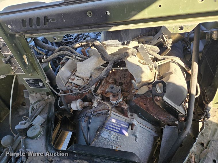 image for item YA0331 1985 AM General M998 HMMWV 