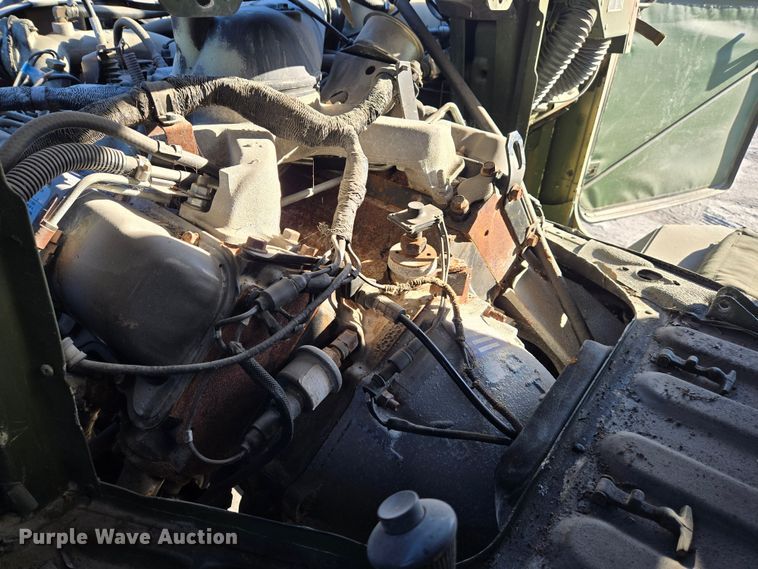 image for item YA0331 1985 AM General M998 HMMWV 