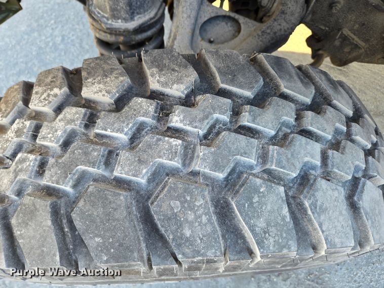 image for item YA0331 1985 AM General M998 HMMWV 