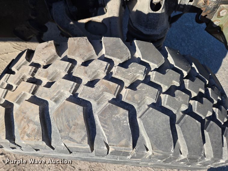 image for item YA0331 1985 AM General M998 HMMWV 