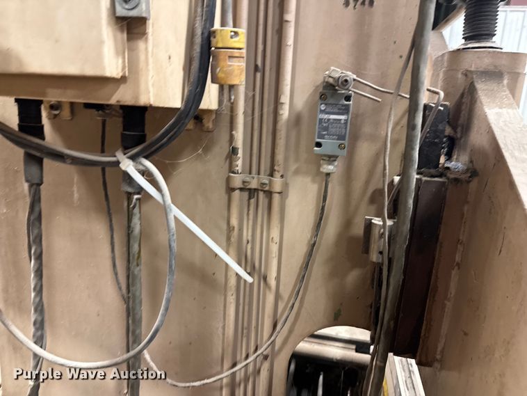 image for item ZA0538 Di-Acro 16-96 press brake