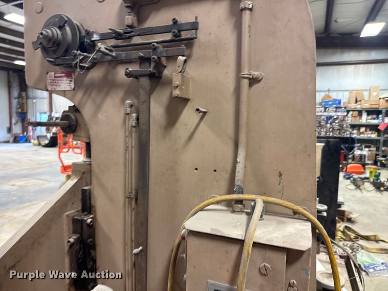 image for item ZA0538 Di-Acro 16-96 press brake