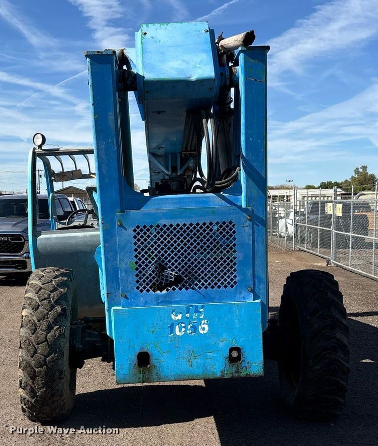 image for item DH8645 2006 Genie GTH-1056 telehandler