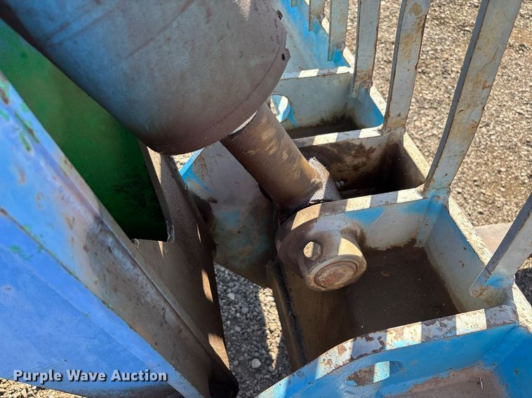 image for item DH8645 2006 Genie GTH-1056 telehandler