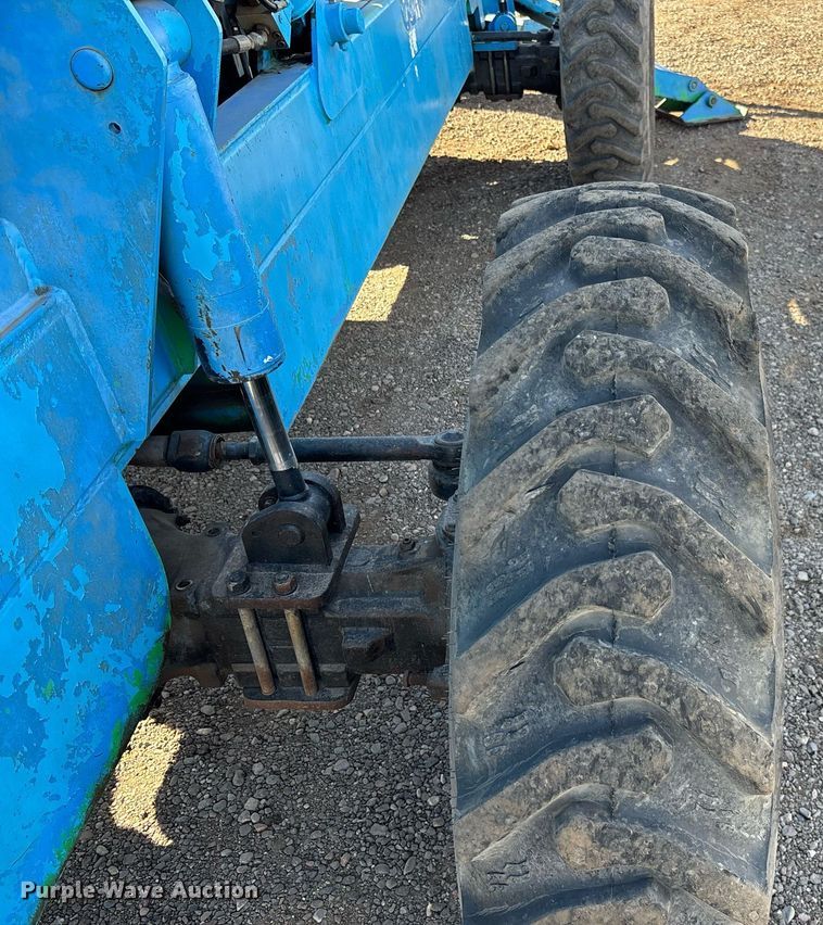 image for item DH8645 2006 Genie GTH-1056 telehandler