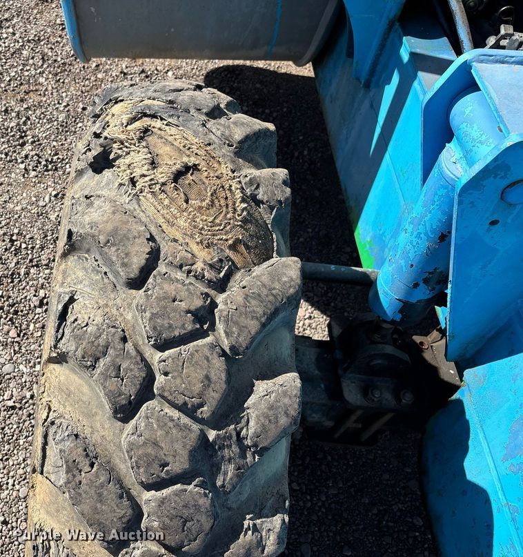 image for item DH8645 2006 Genie GTH-1056 telehandler