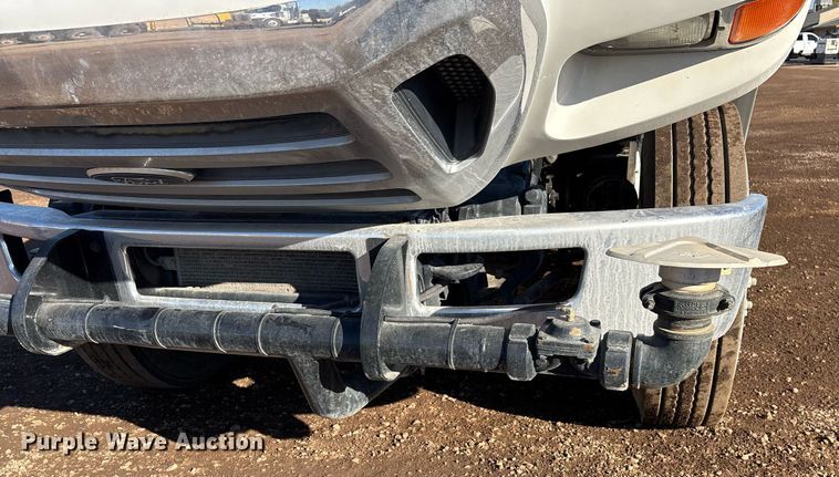 image for item DH8646 2015 Ford F750  water truck