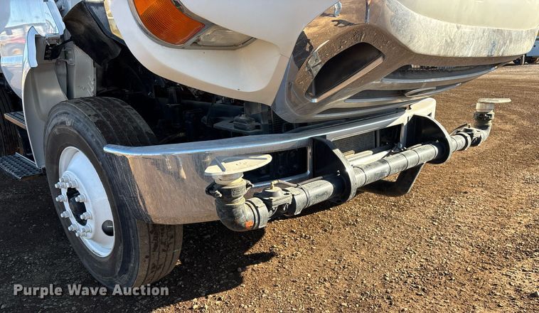 image for item DH8646 2015 Ford F750  water truck
