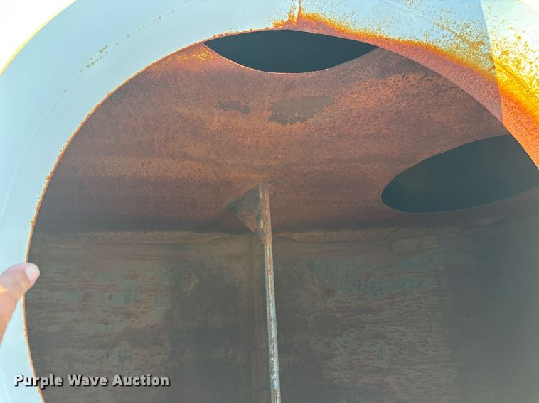 image for item DH8646 2015 Ford F750  water truck