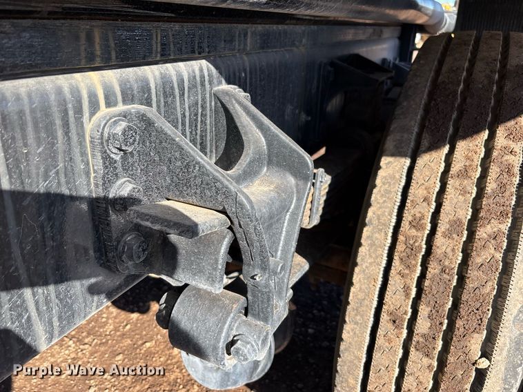 image for item DH8646 2015 Ford F750  water truck