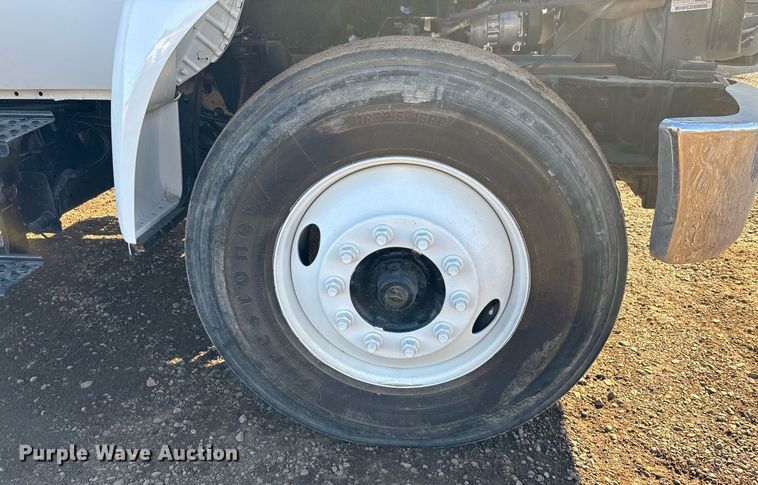 image for item DH8646 2015 Ford F750  water truck